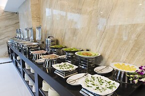 Diamond Luxury Hotel