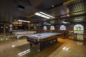 Diamond Luxury Hotel