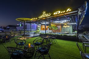 Diamond Luxury Hotel