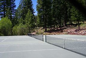 Cheyenne's Place 4 Bedroom Home by RedAwning