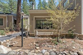 Raccoon Roost 3 Bedroom Condo by RedAwning