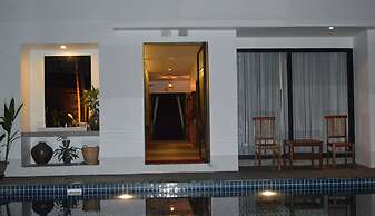 Chhouy Vathna Angkor Boutique