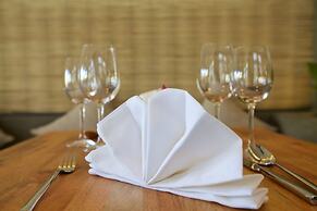 Chhouy Vathna Angkor Boutique