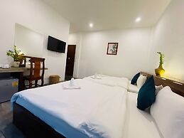 Chhouy Vathna Angkor Boutique