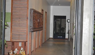 Chhouy Vathna Angkor Boutique