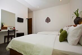 Chhouy Vathna Angkor Boutique