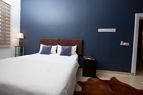 Impeccable 2-bed House With Hot-tub -wi-fi