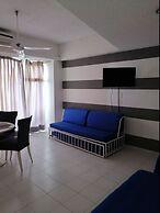 Spectacular Twin Towers Suite