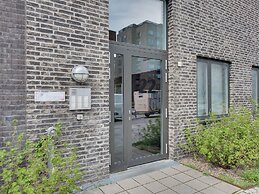Sanders Arena - Chic 3-bdr Apt Close to Metro