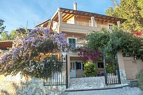 Studio Apartment Tonia With sea View and Garden - Pelekas Beach, Corfu