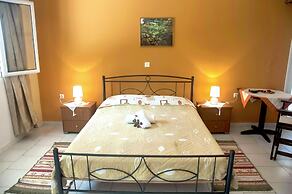 Studio Apartment Tonia With sea View and Garden - Pelekas Beach, Corfu