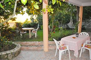 Studio Apartment Tonia With sea View and Garden - Pelekas Beach, Corfu