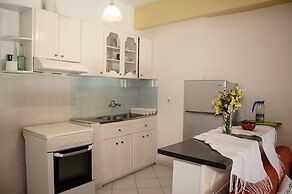 Studio Apartment Tonia With sea View and Garden - Pelekas Beach, Corfu