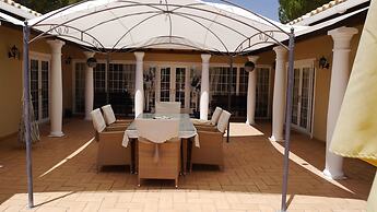 Villa With Pool Children Very Welcome Algarve Portugal for 10 People