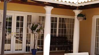 Villa With Pool Children Very Welcome Algarve Portugal for 10 People