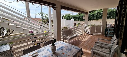 Comfortable Holiday House Close to the sea Down