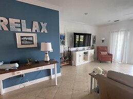 Waterfront Luxury Villa With Sunset Views And Boat Slip 3 Bedroom Town