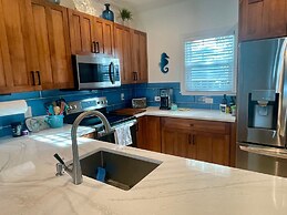 Waterfront Luxury Villa With Sunset Views And Boat Slip 3 Bedroom Town