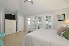 Waterfront Luxury Villa With Sunset Views And Boat Slip 3 Bedroom Town