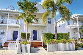 Waterfront Luxury Villa With Sunset Views And Boat Slip 3 Bedroom Town