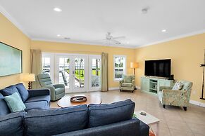 Waterfront Luxury Villa With Sunset Views And Boat Slip 3 Bedroom Town