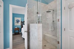 Waterfront Luxury Villa With Sunset Views And Boat Slip 3 Bedroom Vill