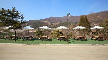 Gapyeong Chengpyeong Caviar Pension