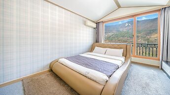 Gapyeong Chengpyeong Caviar Pension
