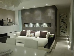 Apartment in Villa - Air Conditioned - Wi-fi - Near the sea