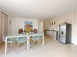 3cb-2 3 Bedroom Apartment in Getsemani