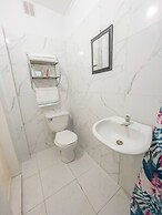 3cb-2 3 Bedroom Apartment in Getsemani