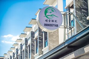 Green house sleep to B&B