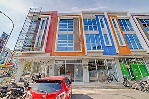 Super OYO 90559 Gamacity Residence