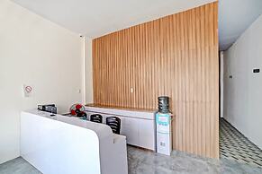 Super OYO 90559 Gamacity Residence