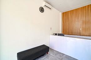 Super OYO 90559 Gamacity Residence