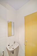 Super OYO 90559 Gamacity Residence