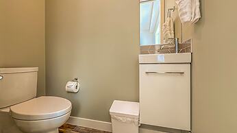 Skyline-Townhouse Combo-AC-Pool-Hot Tub