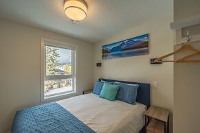 Skyline-Townhouse Combo-AC-Pool-Hot Tub