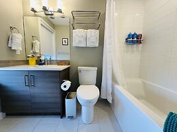 Skyline-Townhouse Combo-AC-Pool-Hot Tub