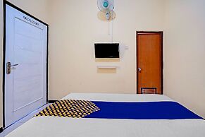 OYO 90622 Hotel Galaksi