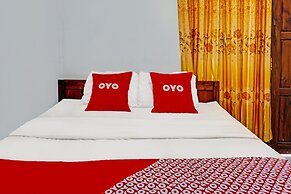 OYO Life 92021 Dua Putra Homestay Klayar