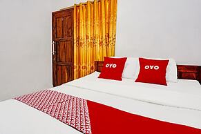 OYO Life 92021 Dua Putra Homestay Klayar