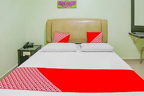 OYO 90269 Hotel Indorasa 2