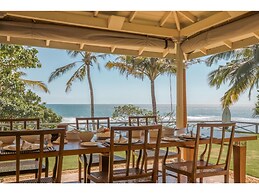 Elevated Family Beach Villa Overlooking Surf Break