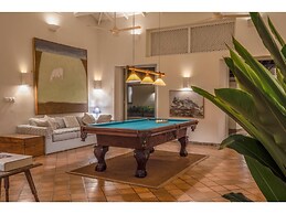 Elevated Family Beach Villa Overlooking Surf Break