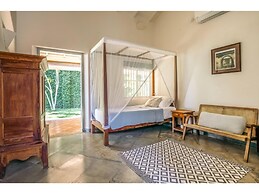 Elevated Family Beach Villa Overlooking Surf Break