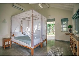 Elevated Family Beach Villa Overlooking Surf Break