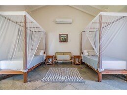 Elevated Family Beach Villa Overlooking Surf Break