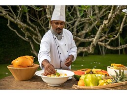 Elevated Family Beach Villa Overlooking Surf Break