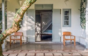 Elevated Family Beach Villa Overlooking Surf Break